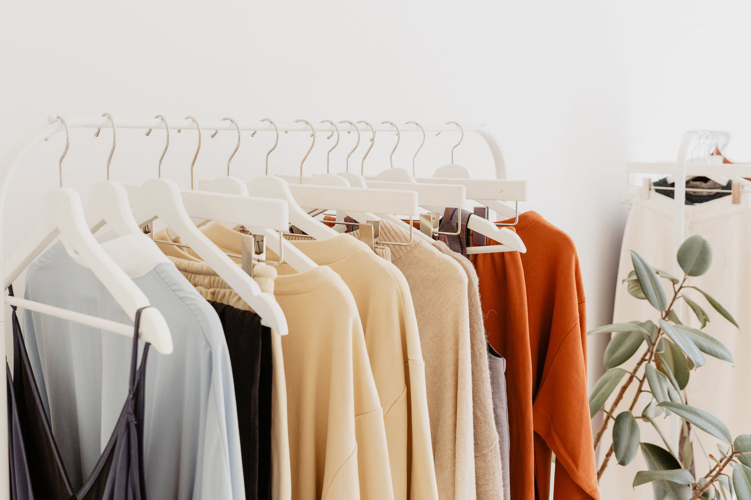 CLOTHES